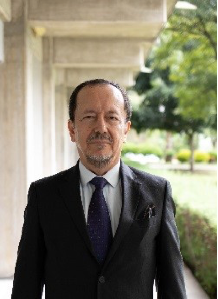 Dr Ricardo Arechevala Vargas